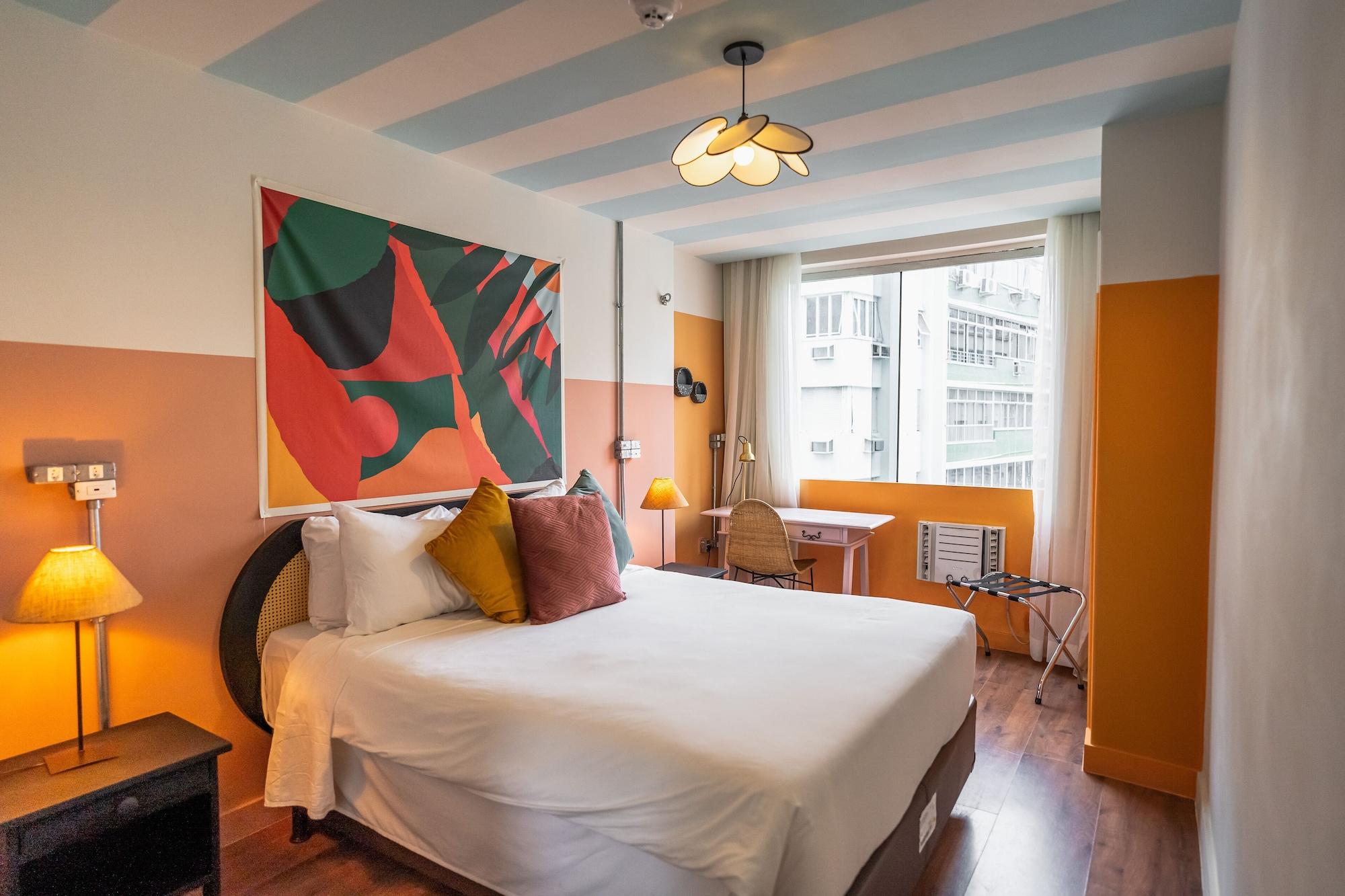 Hotel Selina Copacabana 3*